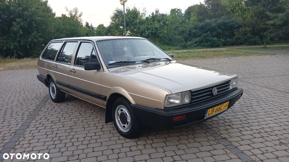 Volkswagen Passat 1.6 CL D - 7