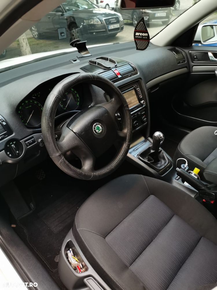 Skoda Octavia 1.9TDI Ambiente - 9
