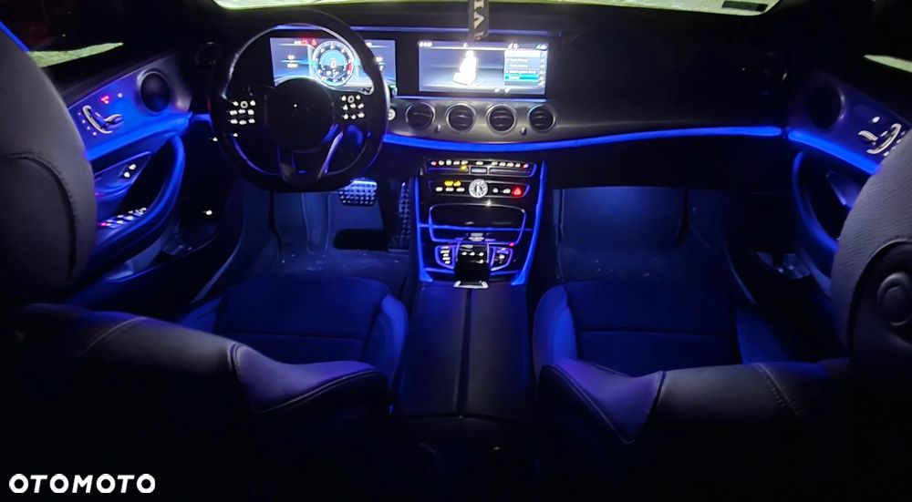 Mercedes-Benz Klasa E 220 d 4-Matic AMG - 18