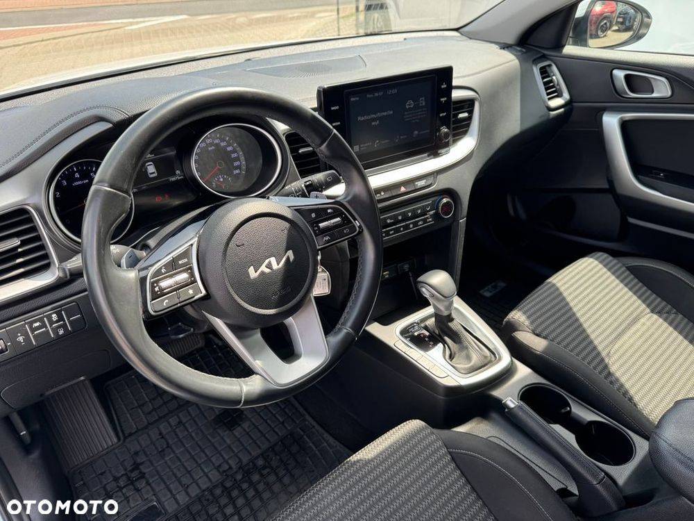 Kia Ceed 1.5 T-GDI M DCT - 8