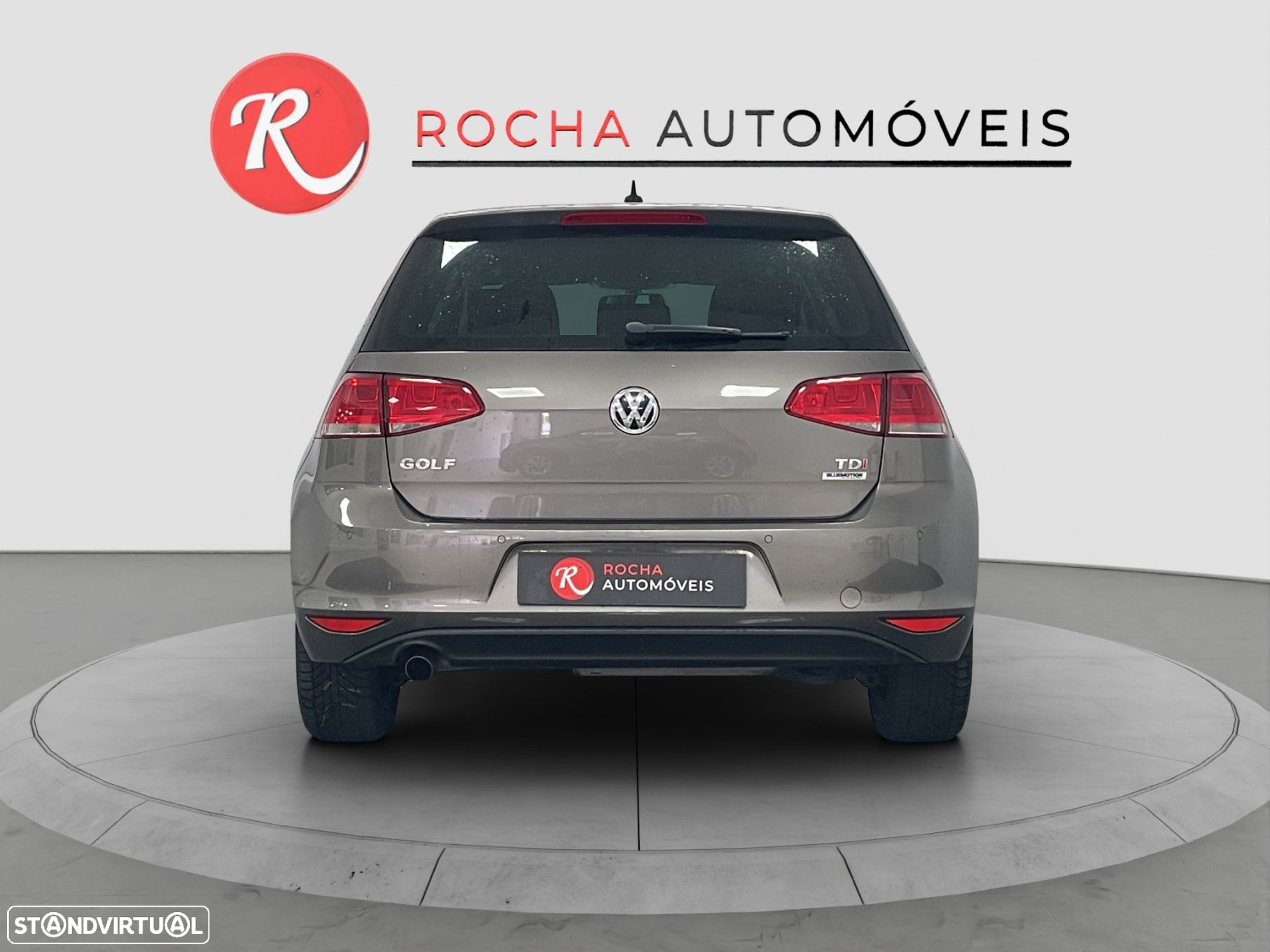 VW Golf 1.6 TDi BlueMotion Confortline - 4