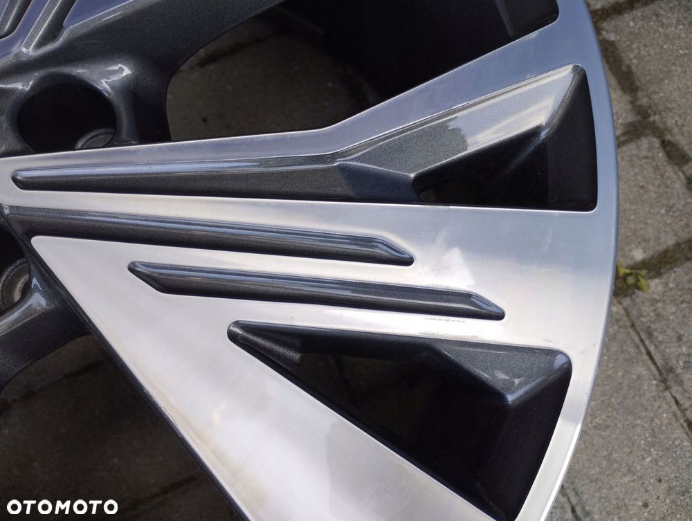 felga audi q4 e-tron 89a 8j 19 et45 89a601025c - 3