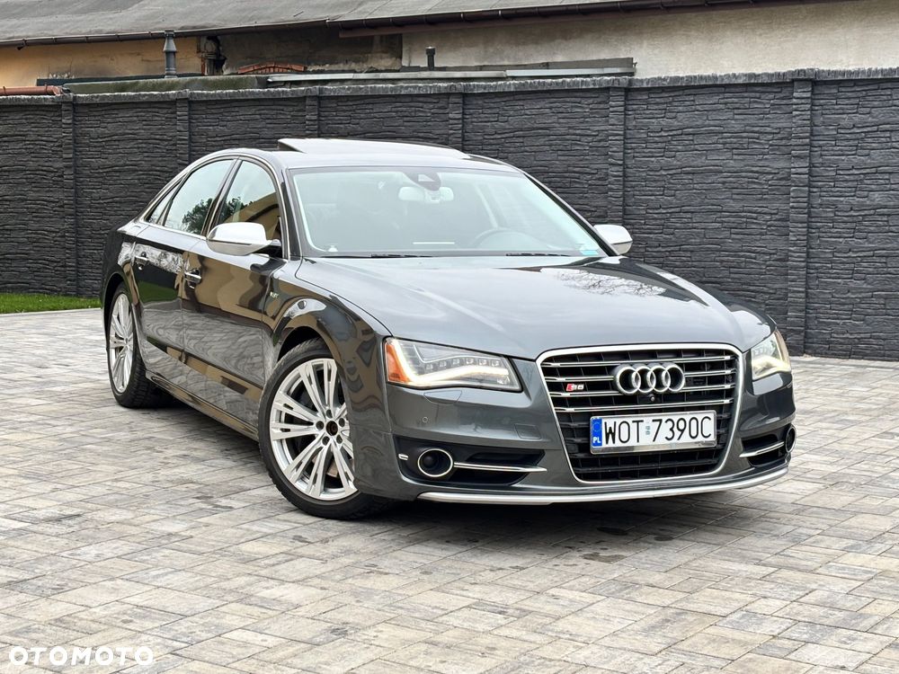 Audi S8 Standard - 1