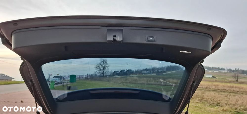 Audi A4 Avant 2.0 TDI S tronic quattro sport - 17