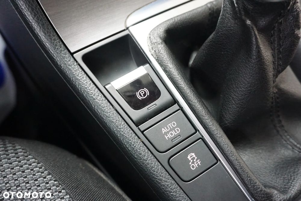 Volkswagen Passat 2.0 TDI Comfortline - 31