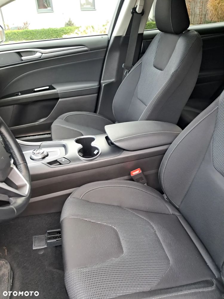 Ford Mondeo 2.0 EcoBlue Titanium - 10