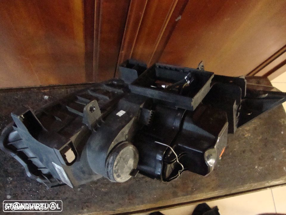 farol esquerdo Xenon Renault Megane 2003 a 2007 - 5