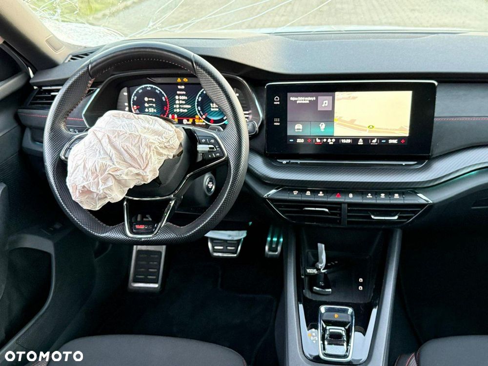 Skoda Octavia 2.0 TSI RS DSG - 22