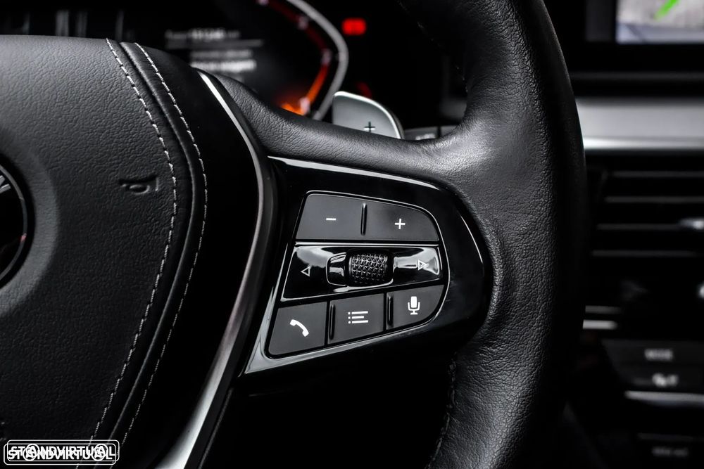 BMW 520 d Line Luxury Auto - 14