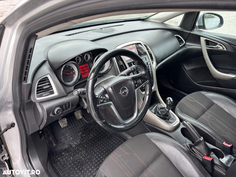 Opel Astra 1.7 CDTI DPF 150 Jahre - 14