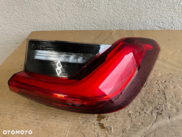 LAMPA BMW G21 PRAWY TYŁ LED EU 7442758
