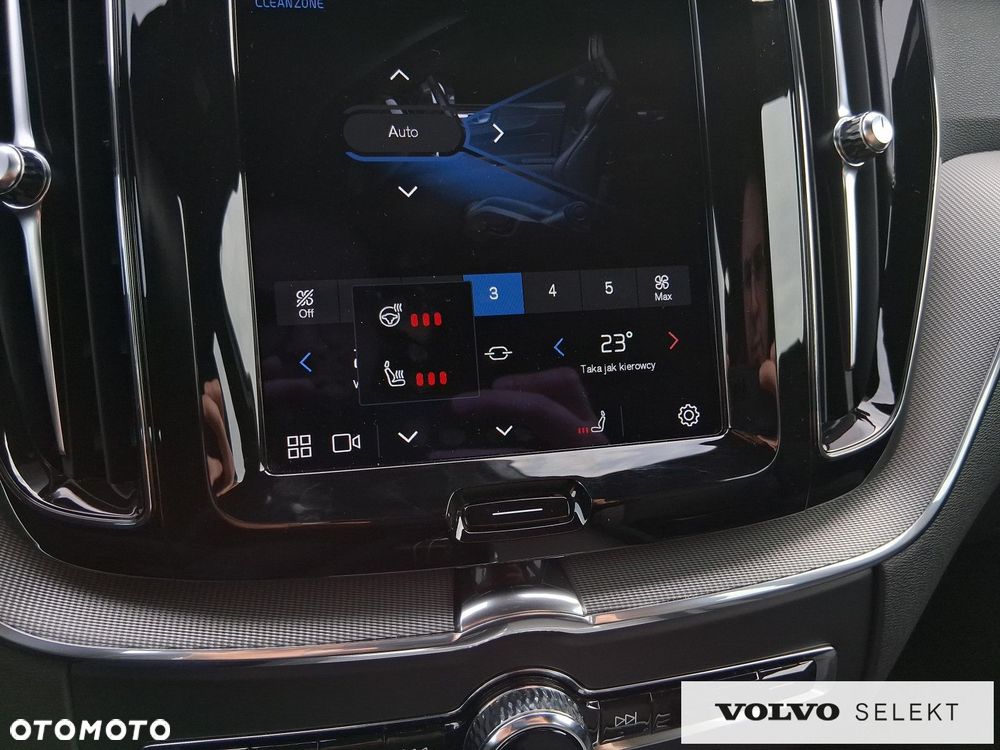 Volvo XC 60 - 25