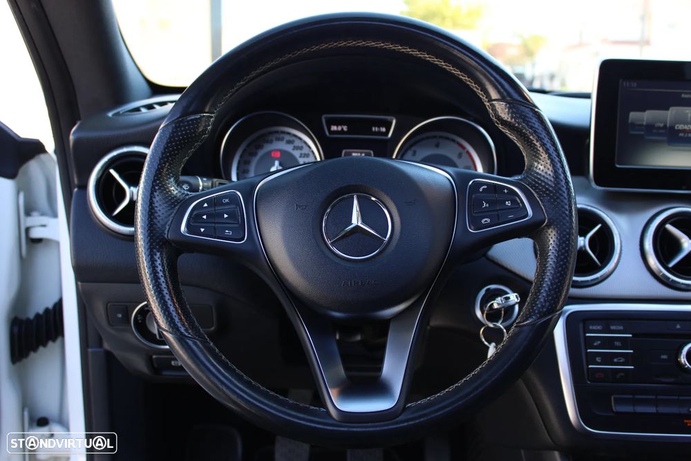 Mercedes-Benz CLA 200 d Shooting Brake Urban - 13