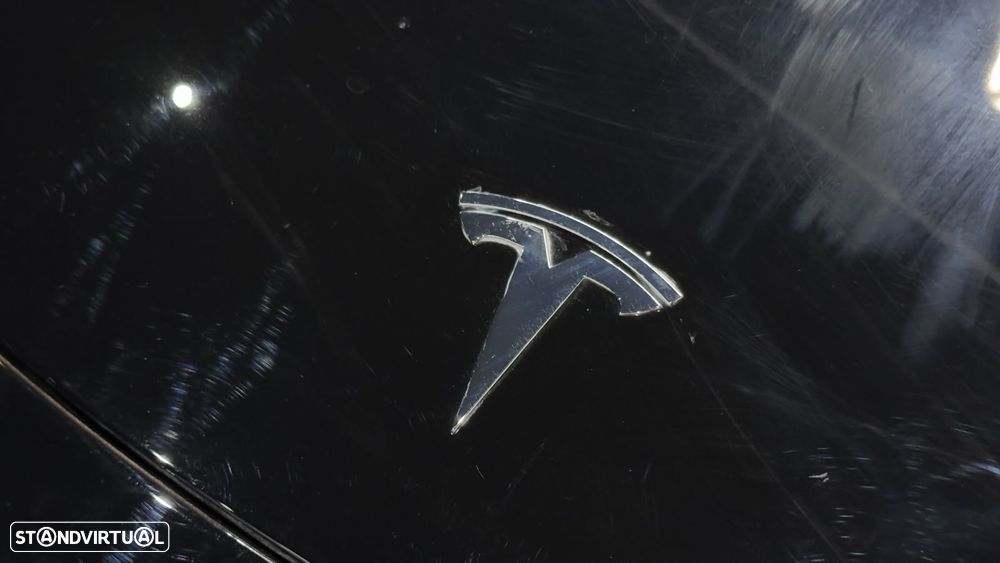 Tesla Model Y RWD - 14