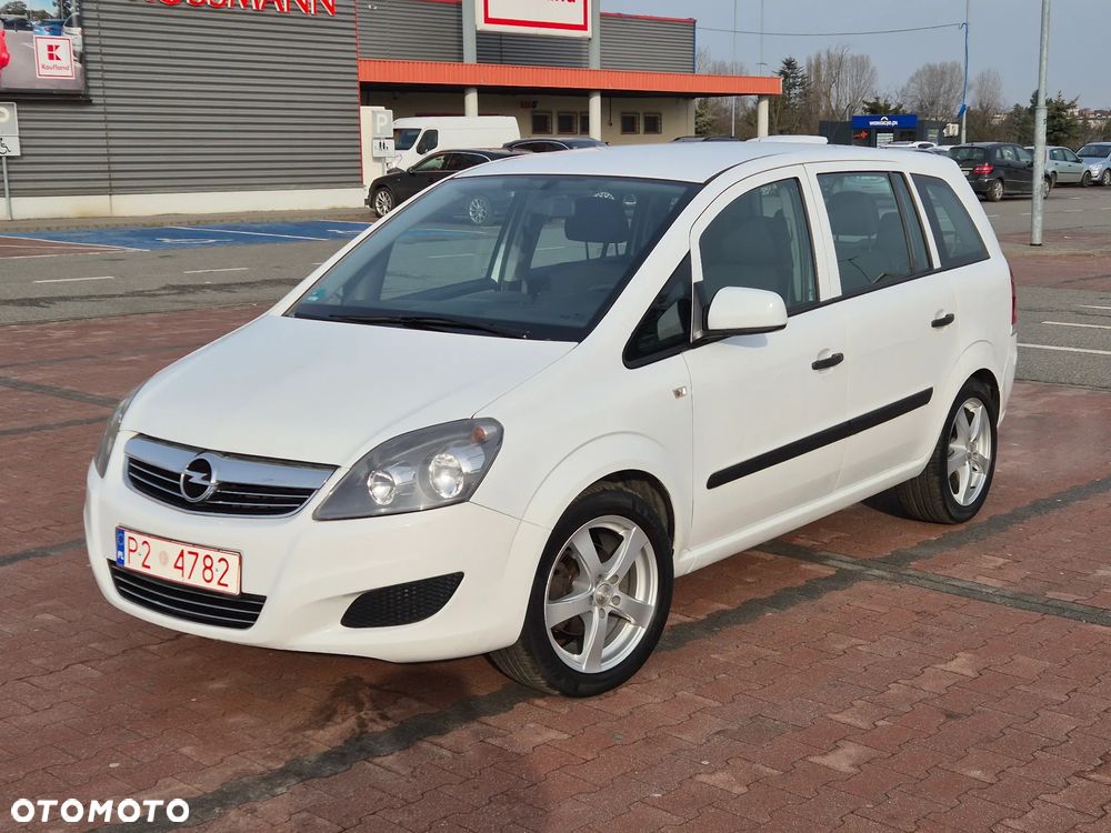 Opel Zafira - 2