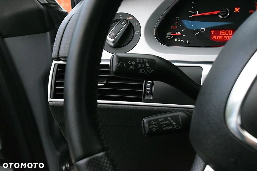 Audi A6 ver-3-0-tdi-dpf-quattro-tiptronic - 30