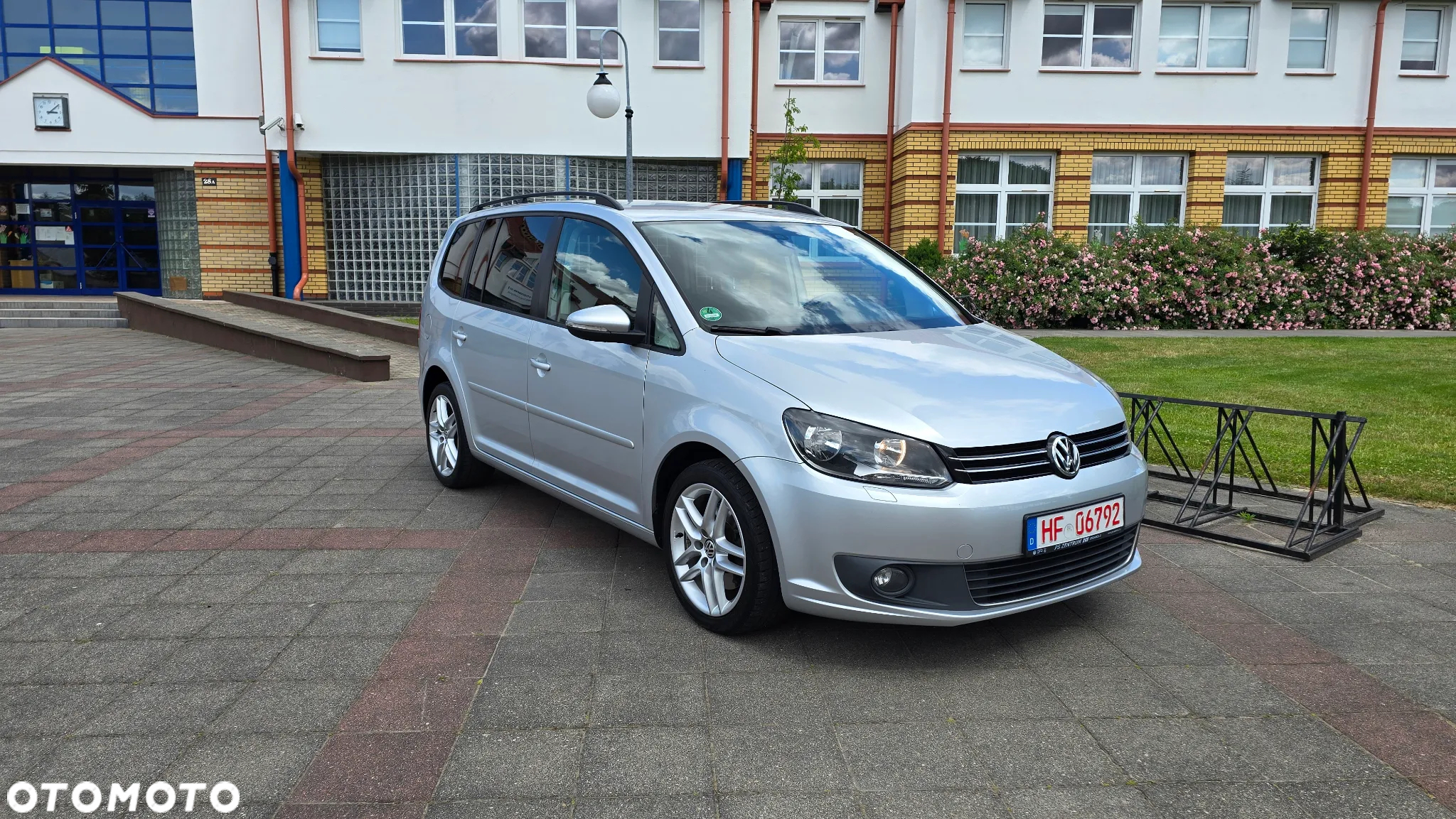 Volkswagen Touran 2.0 TDI DPF BlueMotion Technology Comfortline - 39