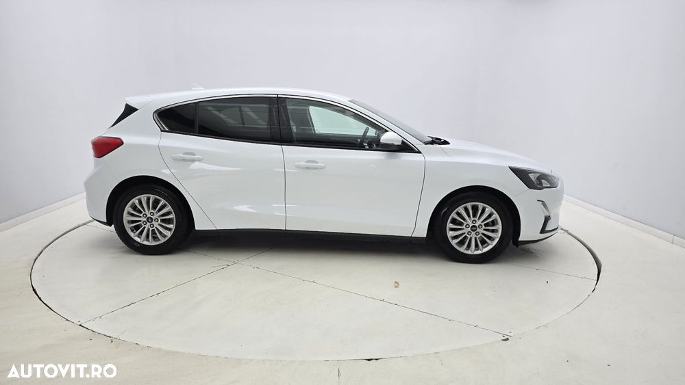 Ford Focus 1.0 EcoBoost Titanium - 5