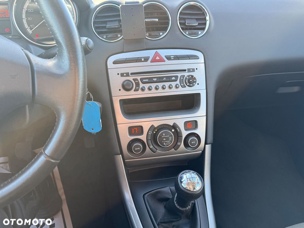 Peugeot 308 1.6 Trendy - 22