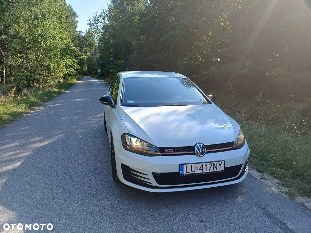 Volkswagen Golf 2.0 TSI GTI - 8