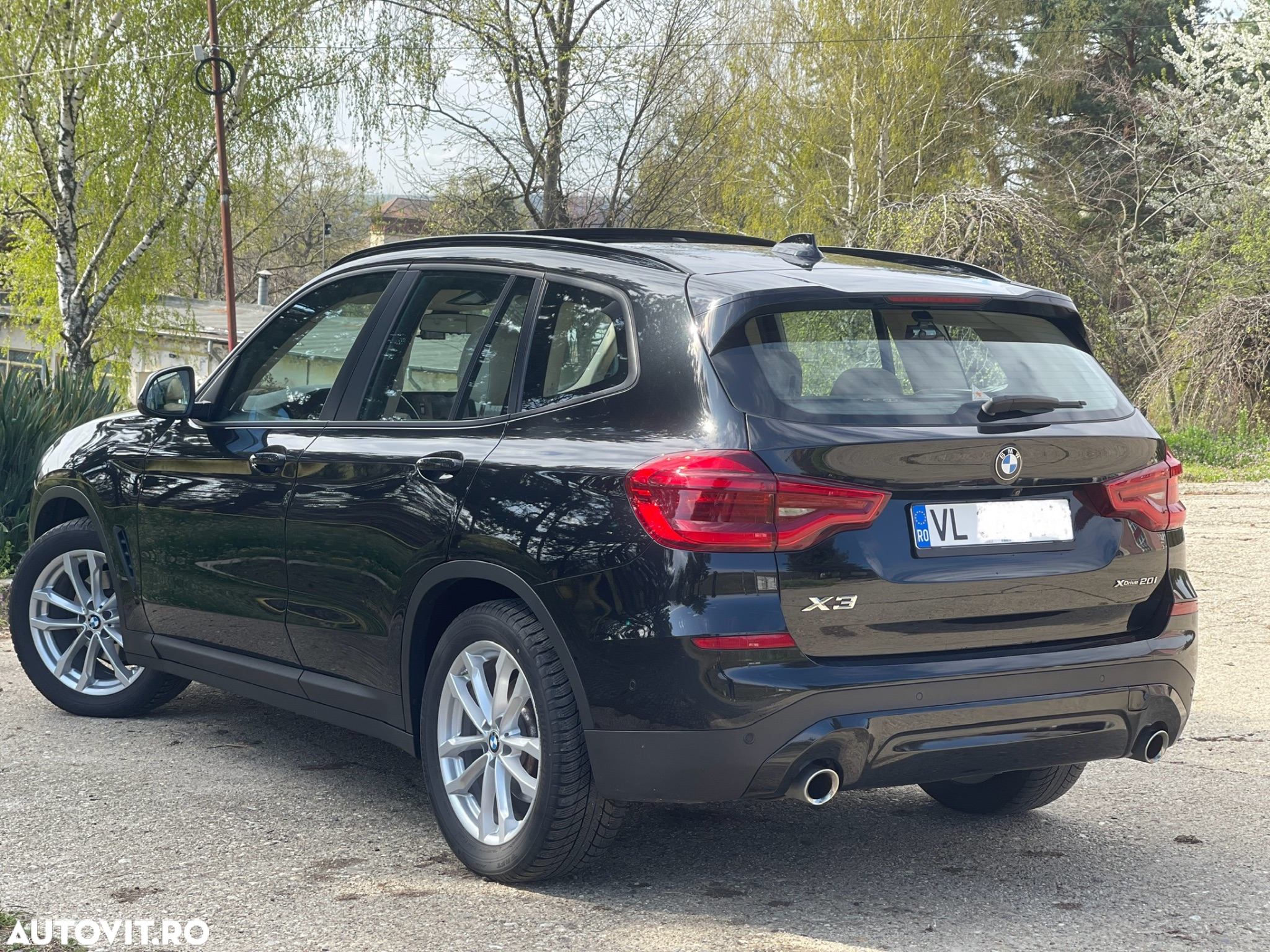 BMW X3 xDrive20i AT Advantage - 3