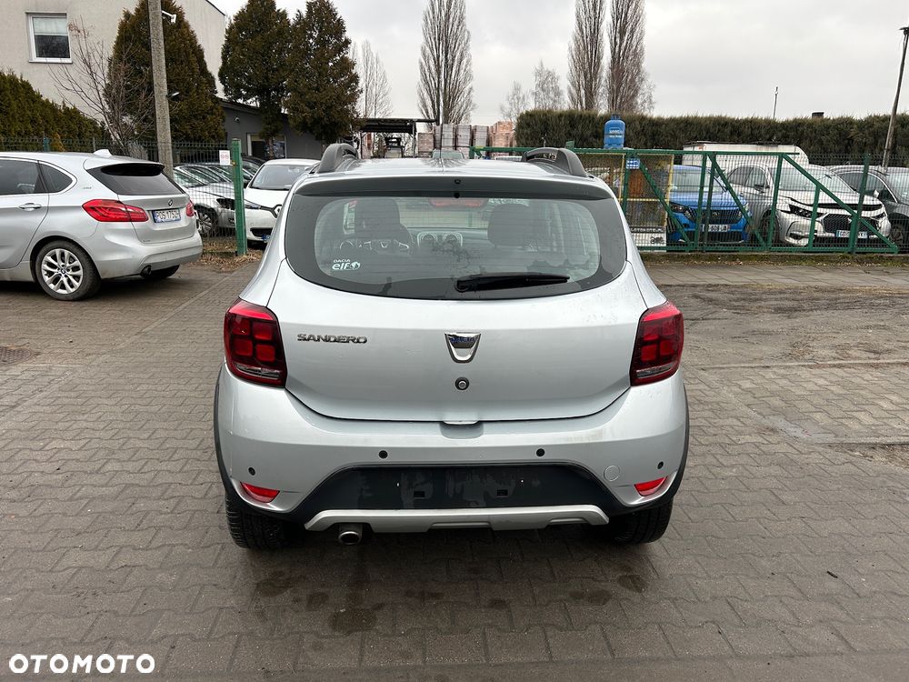 Dacia Sandero Stepway TCe 90 (S&S) Celebration - 7