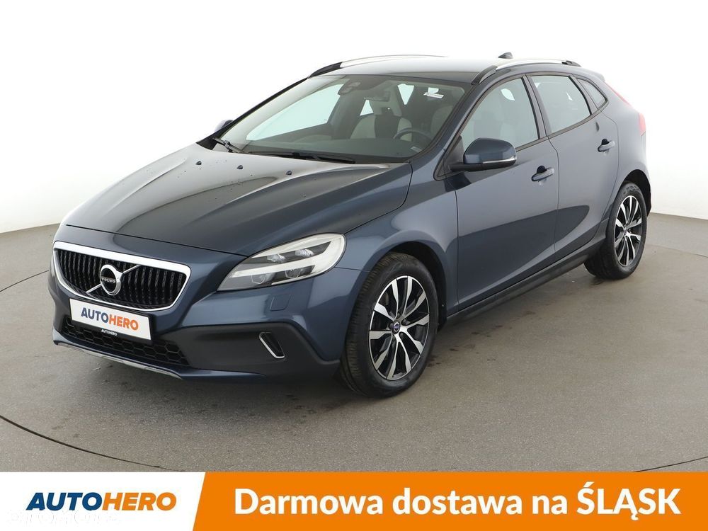 Volvo V40 Cross Country - 1