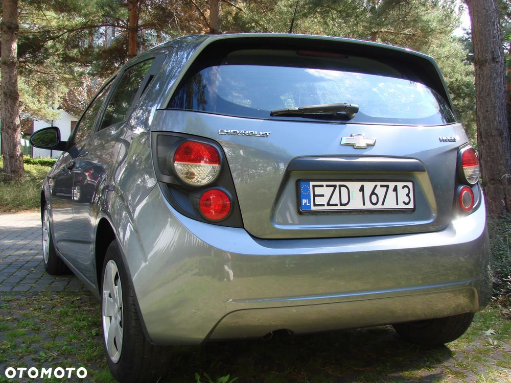 Chevrolet Aveo - 5