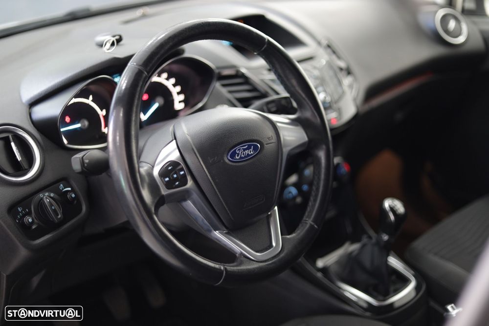 Ford Fiesta 1.5 TDCi Trend - 21