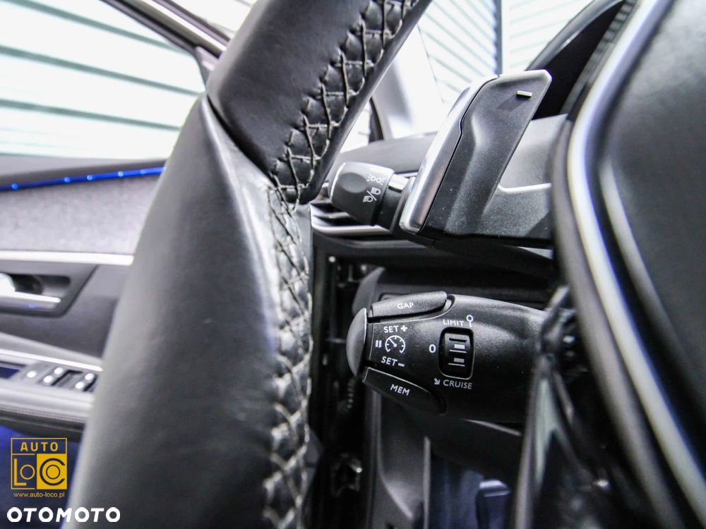 Peugeot 3008 1.6 BlueHDi Allure S&S EAT6 - 31