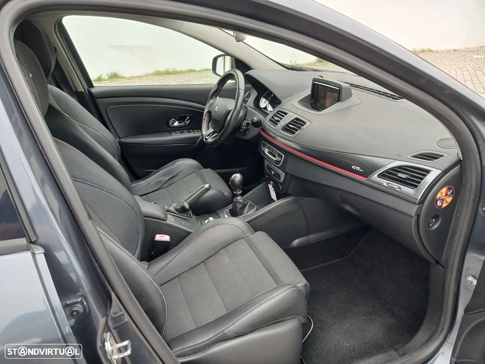 Renault Mégane Sport Tourer 1.5 dCi GT Line J18 - 18
