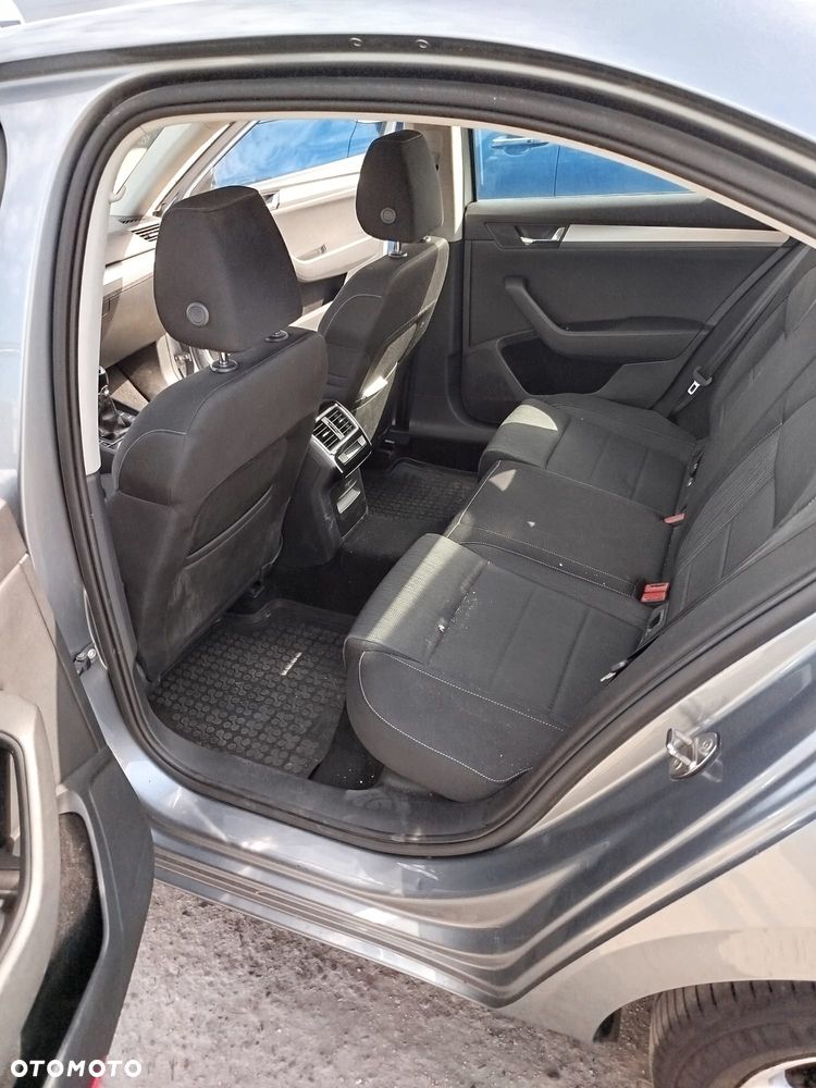 Skoda Superb 1.6 TDI Ambition - 28