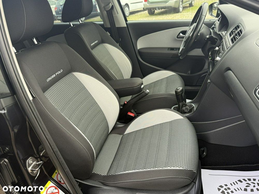 Volkswagen Polo Cross - 33