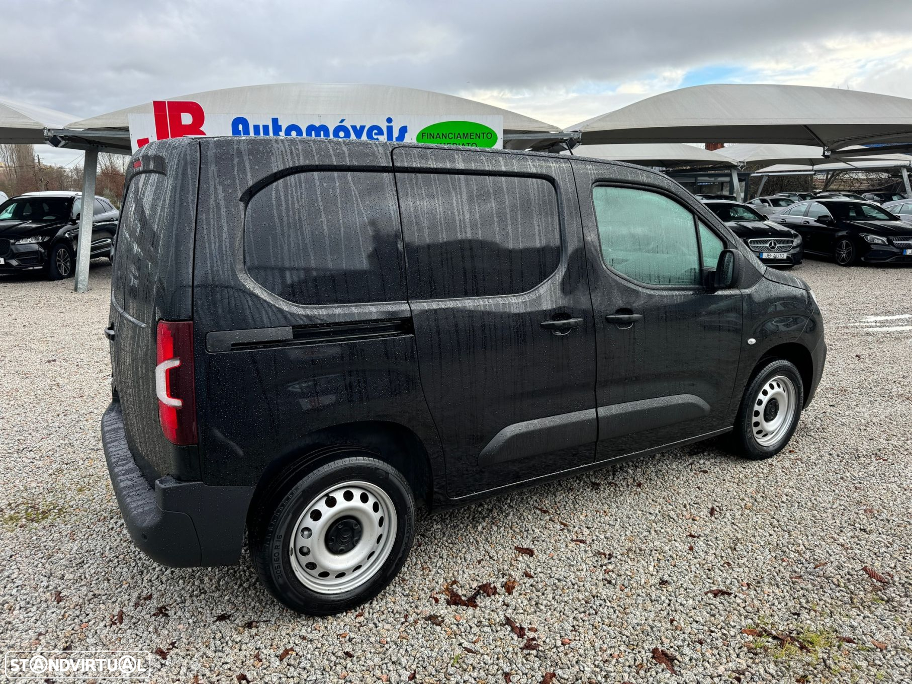 Citroën Berlingo 1.5BlueHDI AUTOMÁTICA 3LUG Full Extras - 4