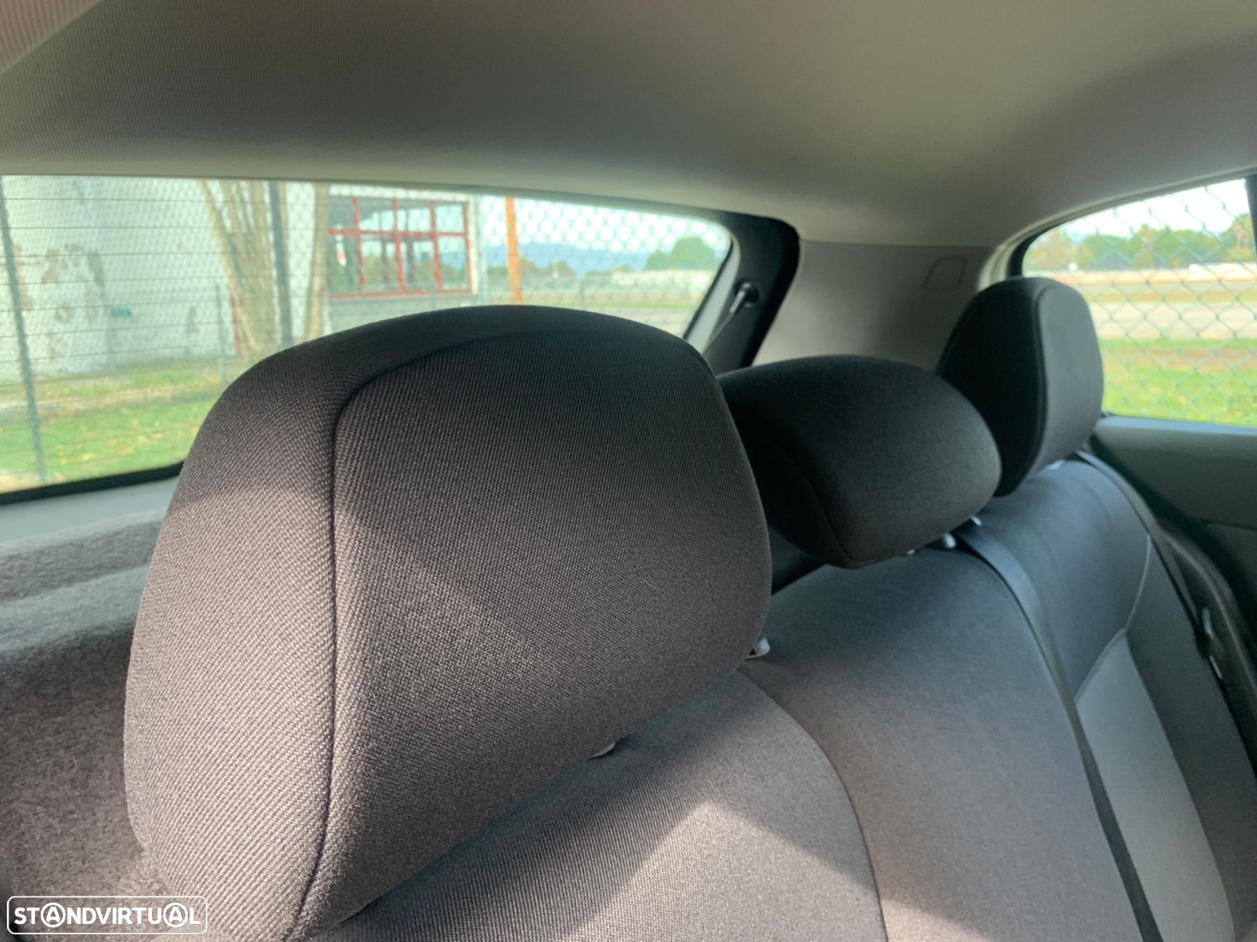 Opel Astra 1.3 CDTi Elegance - 24