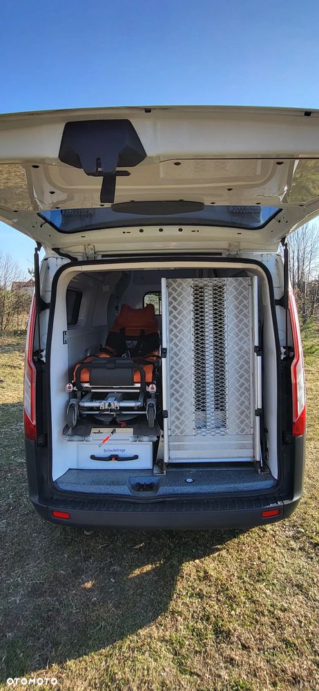 Ford Transit Custom - 13