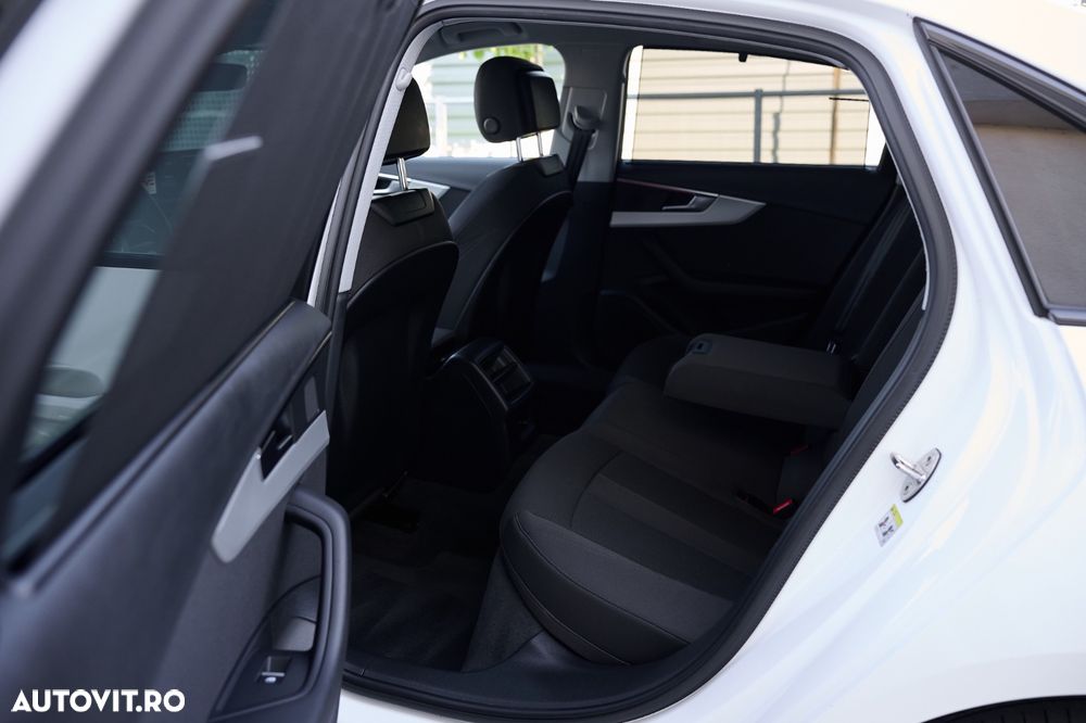 Audi A4 Limuzina 35 TDI S tronic MHEV Basic - 19