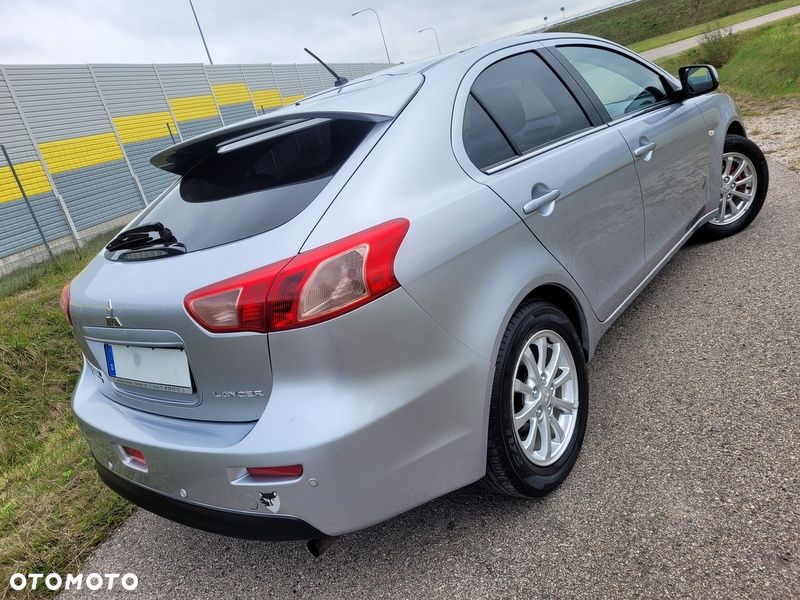 Mitsubishi Lancer - 24