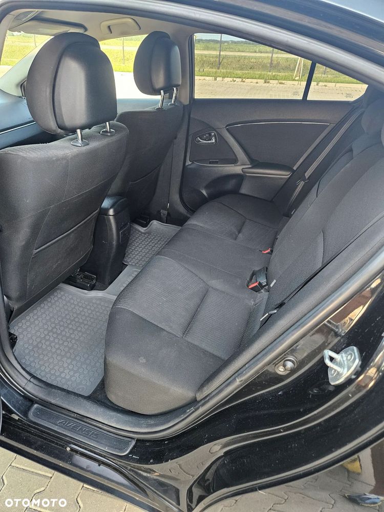 Toyota Avensis 1.8 Sol - 5