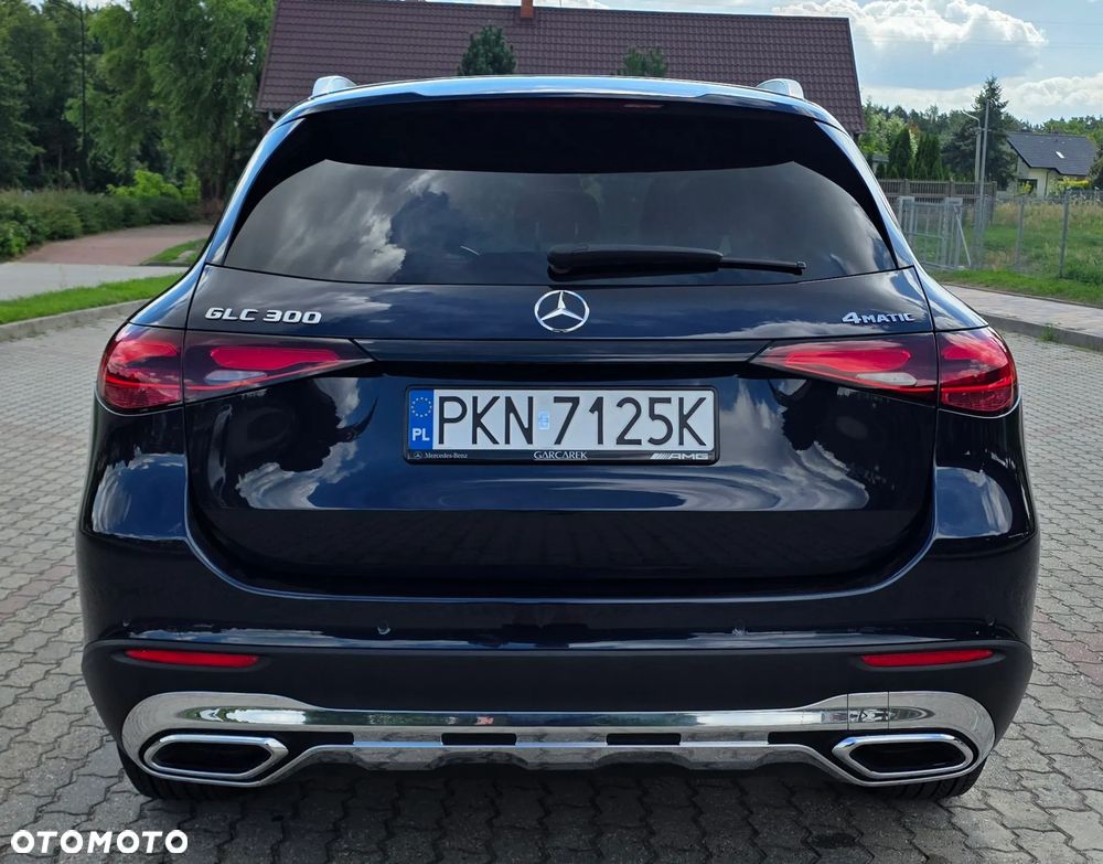 Mercedes-Benz GLC 300 4Matic 9G-TRONIC Avantgarde Advanced - 7