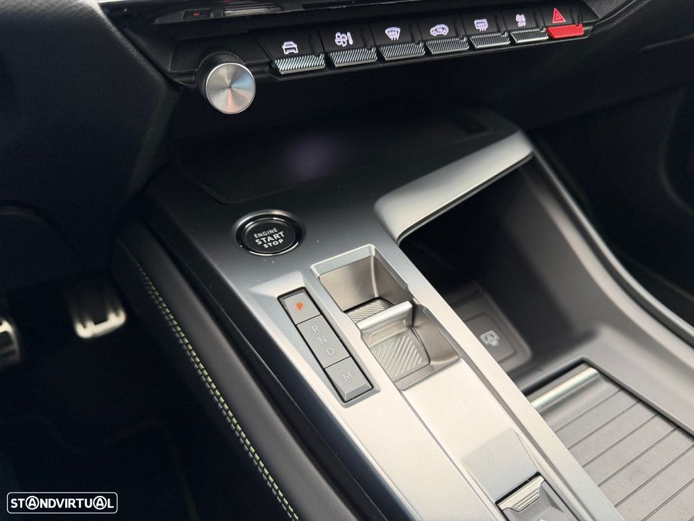 Peugeot 308 1.2 PureTech GT EAT8 - 30