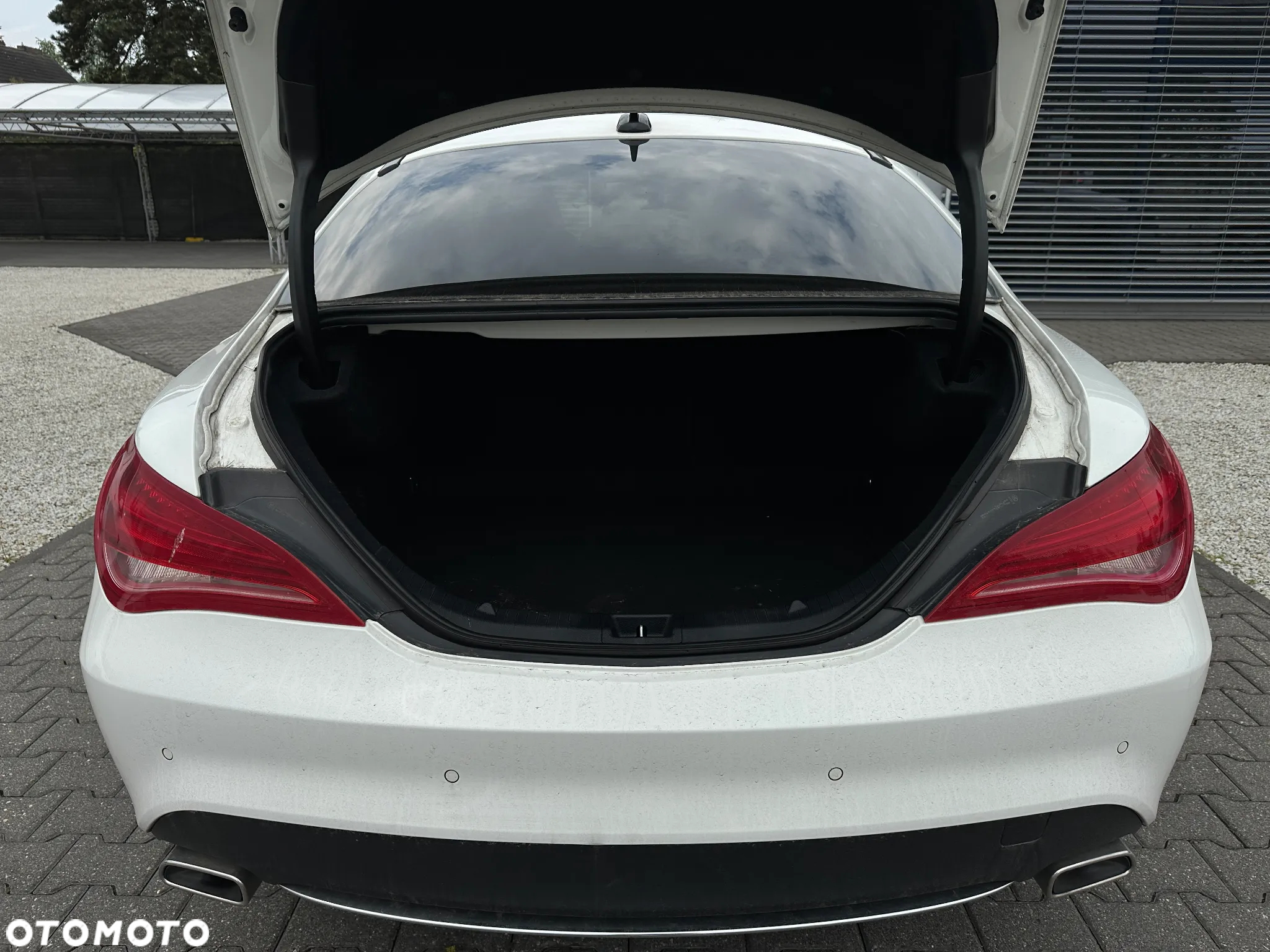 Mercedes-Benz CLA 180 7G-DCT - 8