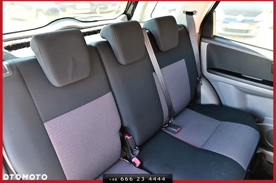 Suzuki SX4 1.9 DDiS DPF 4x4 Comfort - 23