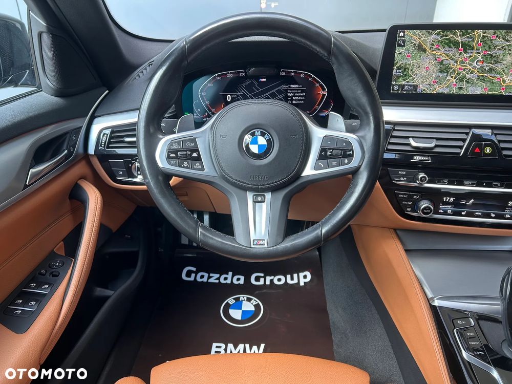 BMW Seria 5 530d xDrive mHEV M Sport sport - 25