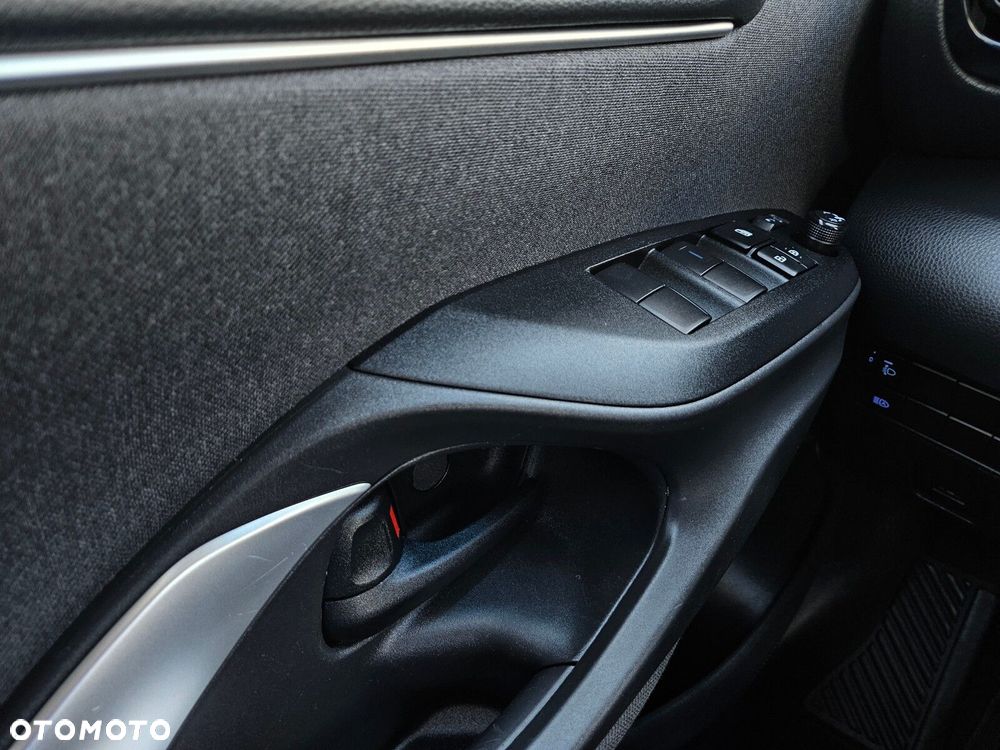 Toyota Yaris - 17