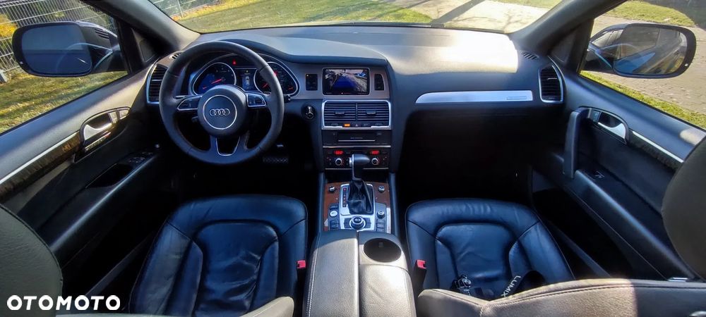 Audi Q7 - 10