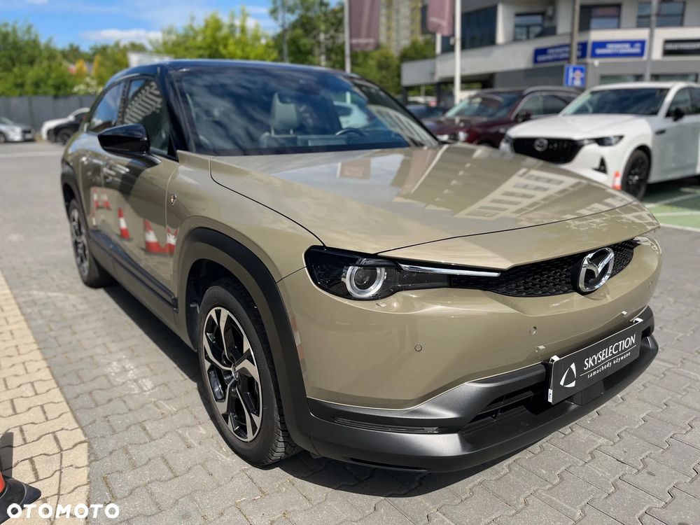 Mazda MX-30 R-EV PHEV Makoto - 2