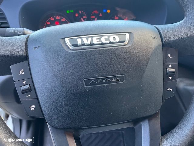 Iveco DAILY 50-180cv Caixa Automática - 9