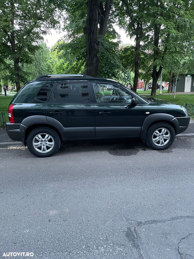 Hyundai Tucson 2.0 DOHC GL MT 2WD COMFORT - 6