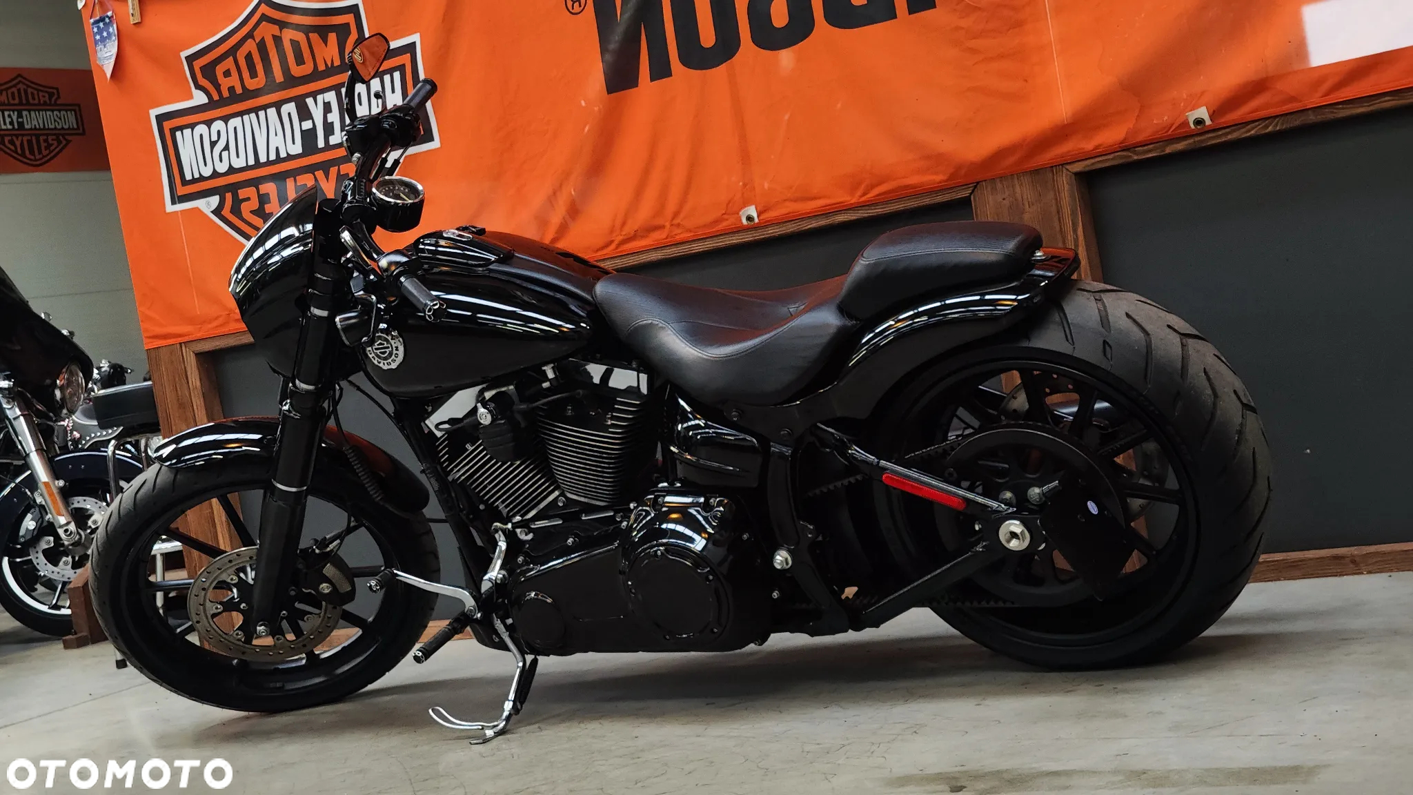 Harley-Davidson FXSB Breakout - 8